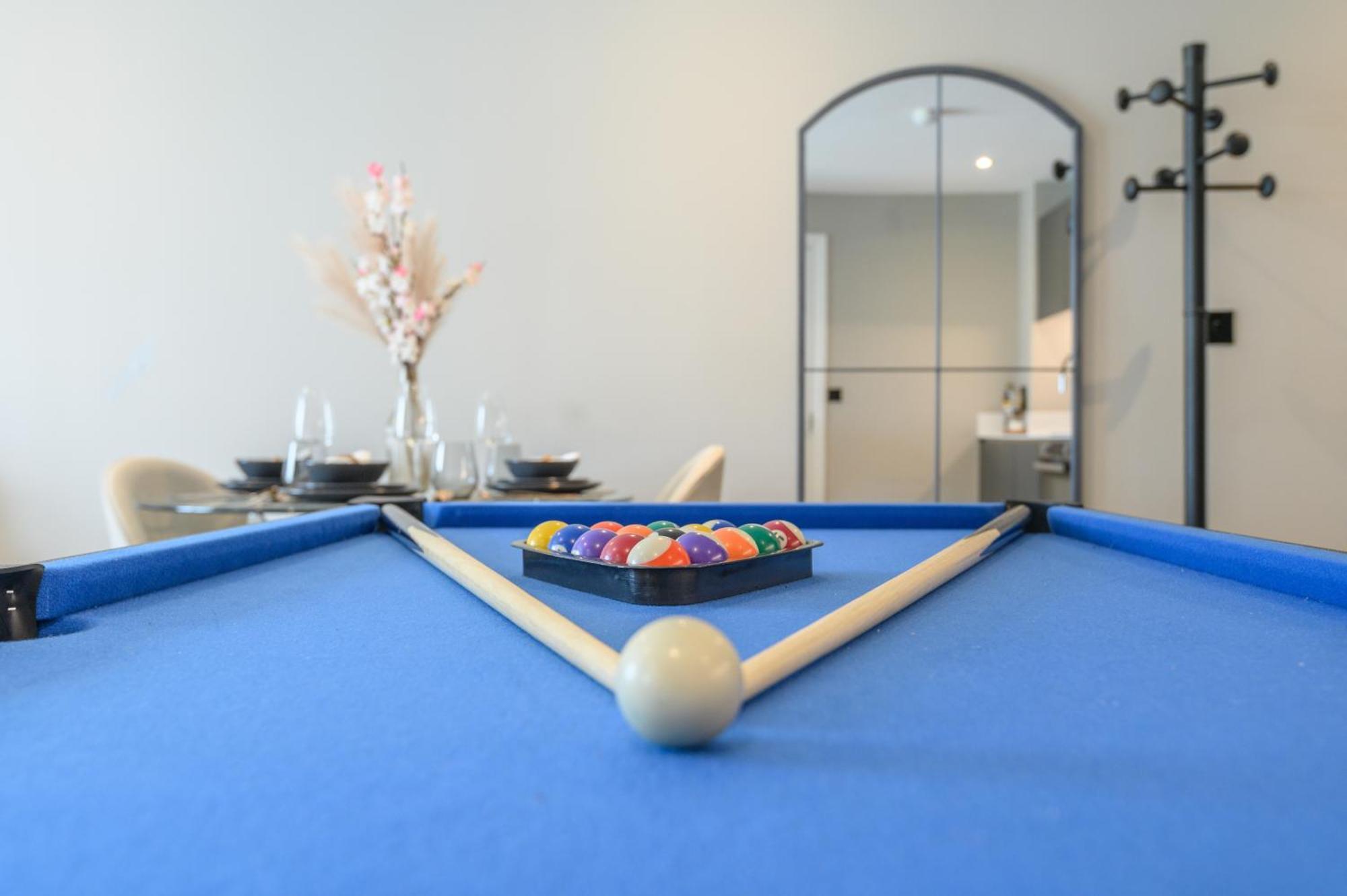 Springwell Suite - City Centre - Balcony & Pool Table - 3 Bed Leeds  Kültér fotó
